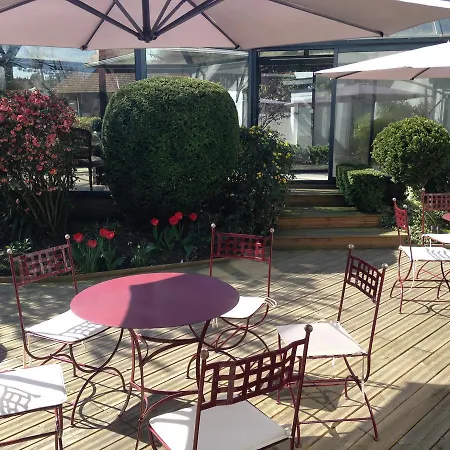 Aparthotel Les Residences Du Moulin 4*